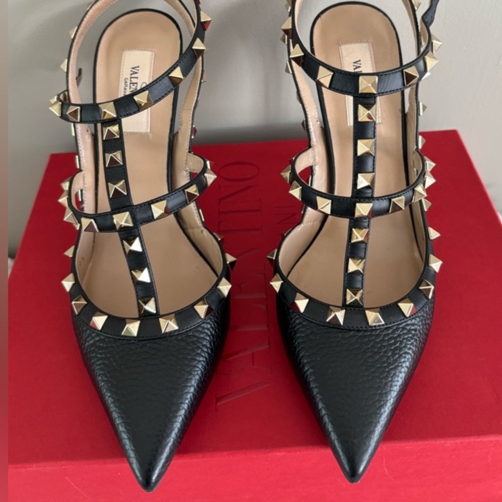 Valentino Garavani Black Heels with Gold Accents - Picture 2 of 6